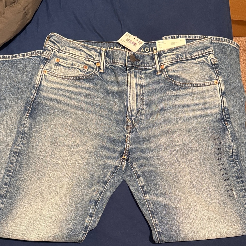 Men’s American Eagle Outfitters Light Blue Bootcut Jeans